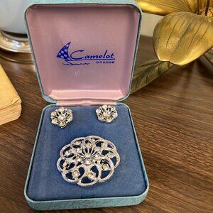IOB Vintage Camelot Silvertone Rhinestone Wreath Broach & Clip On Earring Set
